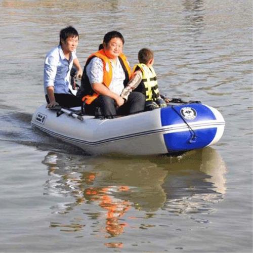 喀什公园游玩充气漂流船